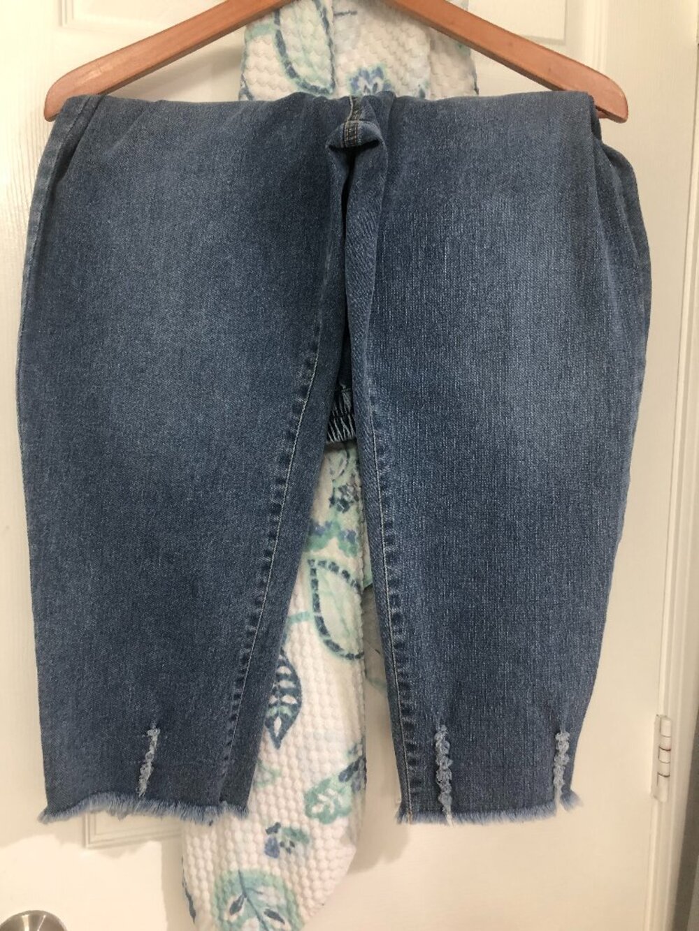 Denim Capris Size L